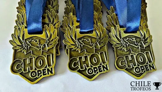 Medallas básquetbol Choi Open competencia doradas